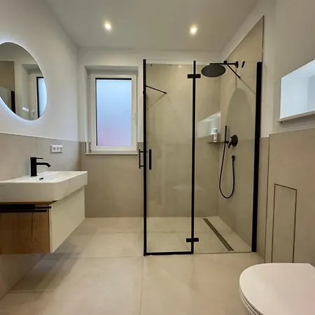 Stylisches Premium Am Hellweg Mit Komfort Und Wlan Inklusive Bielefeld
